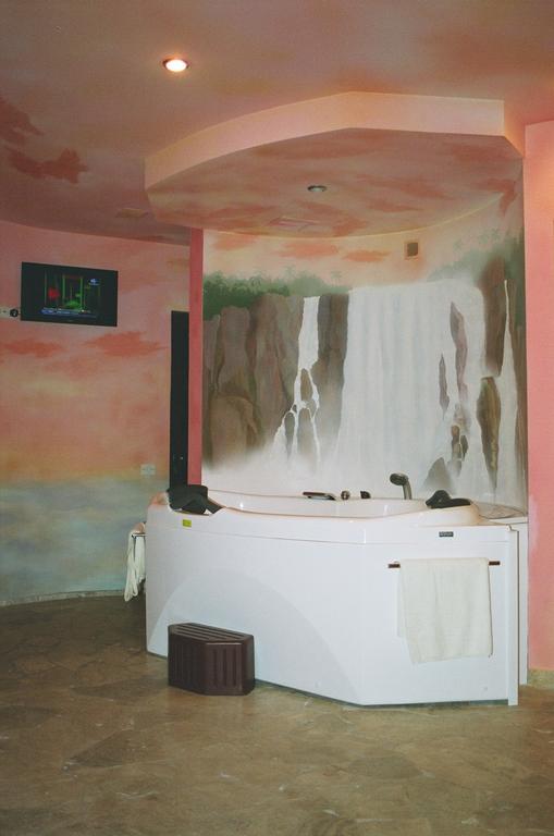 Motel Acapulco Jerevan Exteriér fotografie